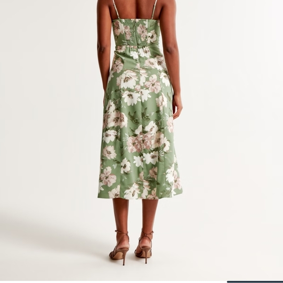 Abercrombie & Fitch Blue and Cream Midi Dress - Picture 7 of 12